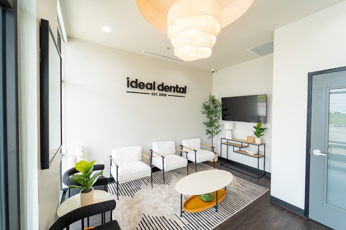 Ideal Dental San Marcos photo 3