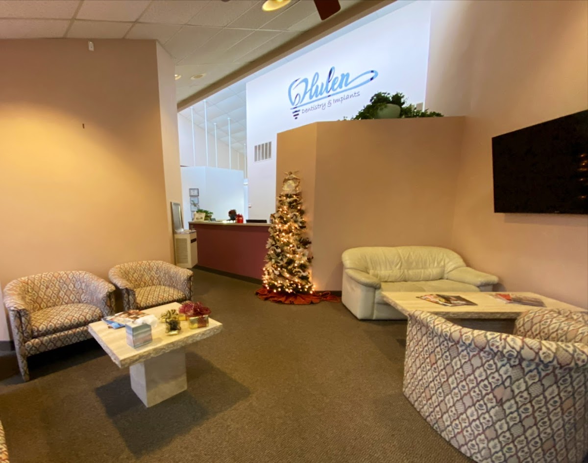 Hulen Dentistry & Implants photo 1