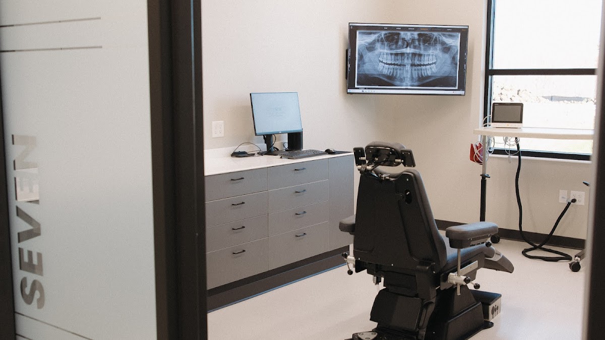 New Oral & Facial Surgery photo 6