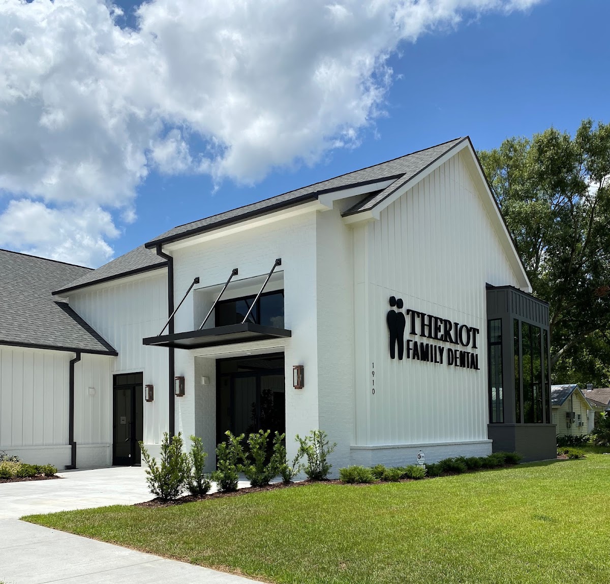 Theriot Family Dental Care photo 1