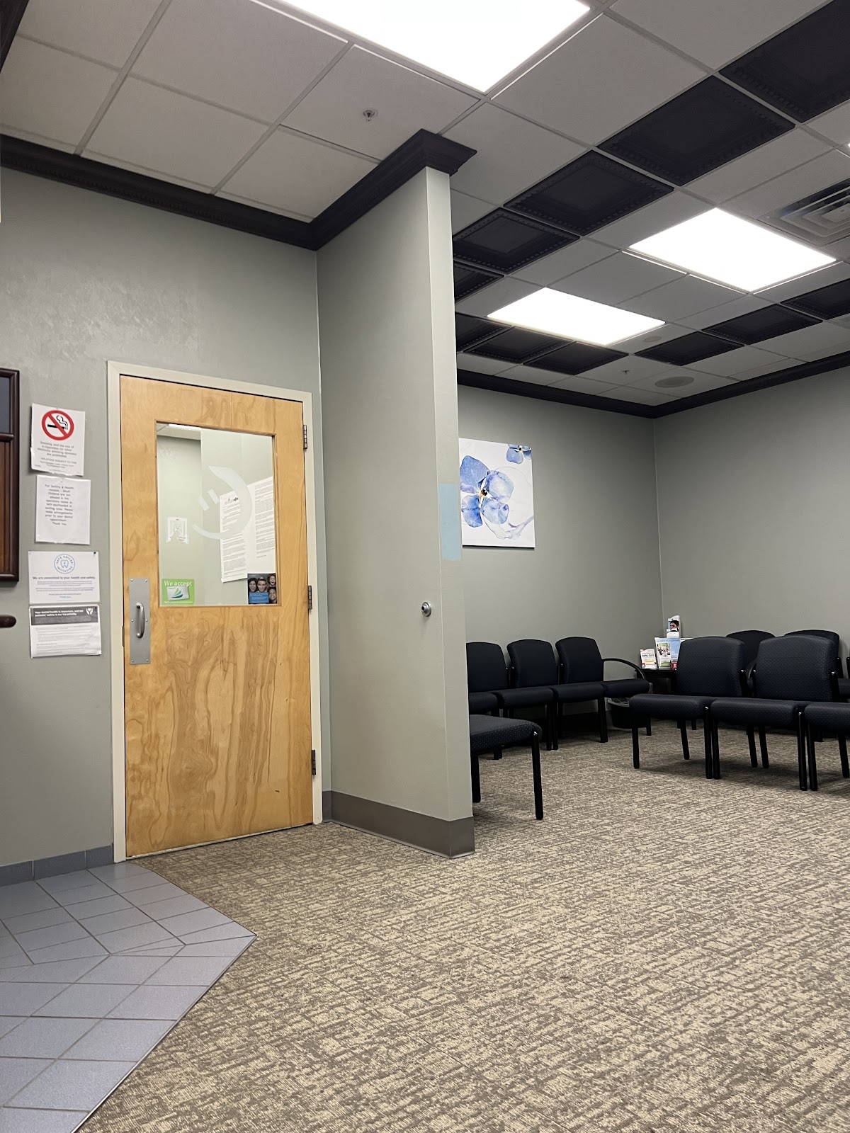 Dental Solutions Market Street photo 3