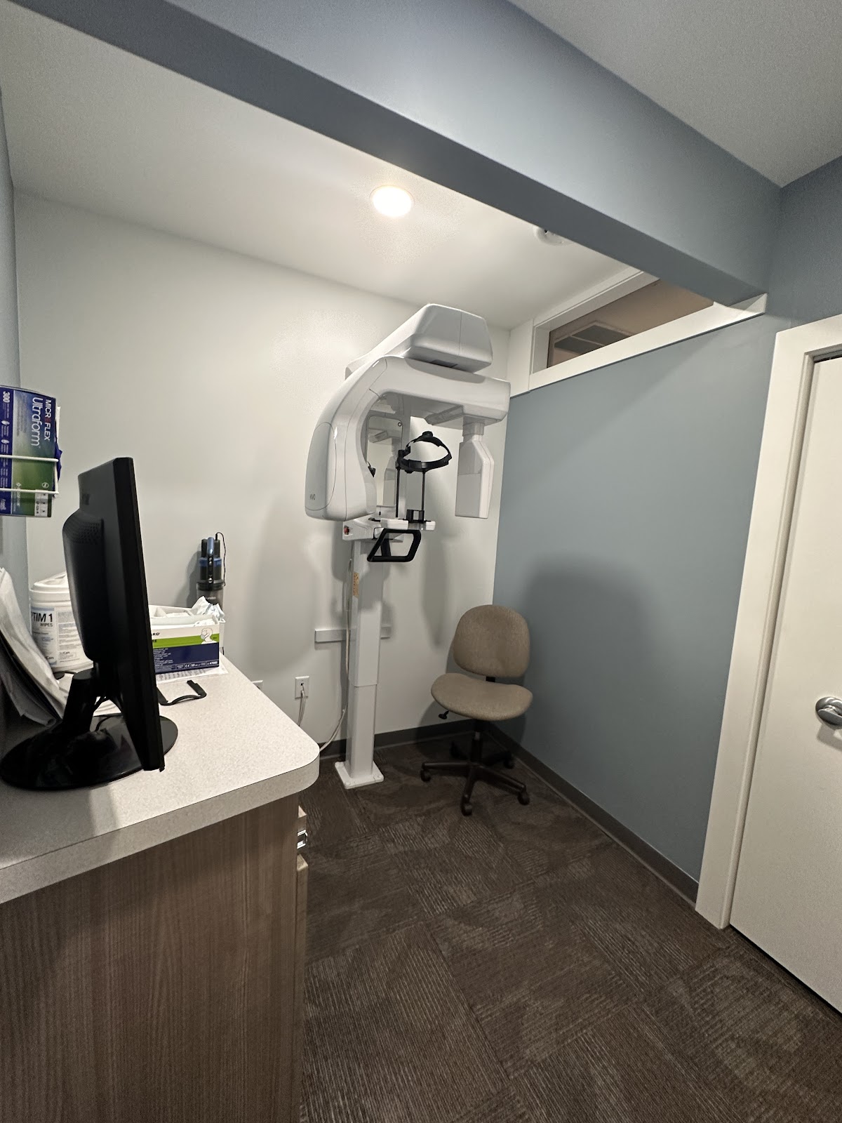 Drs. Henzel and Smith, Inc. photo 5