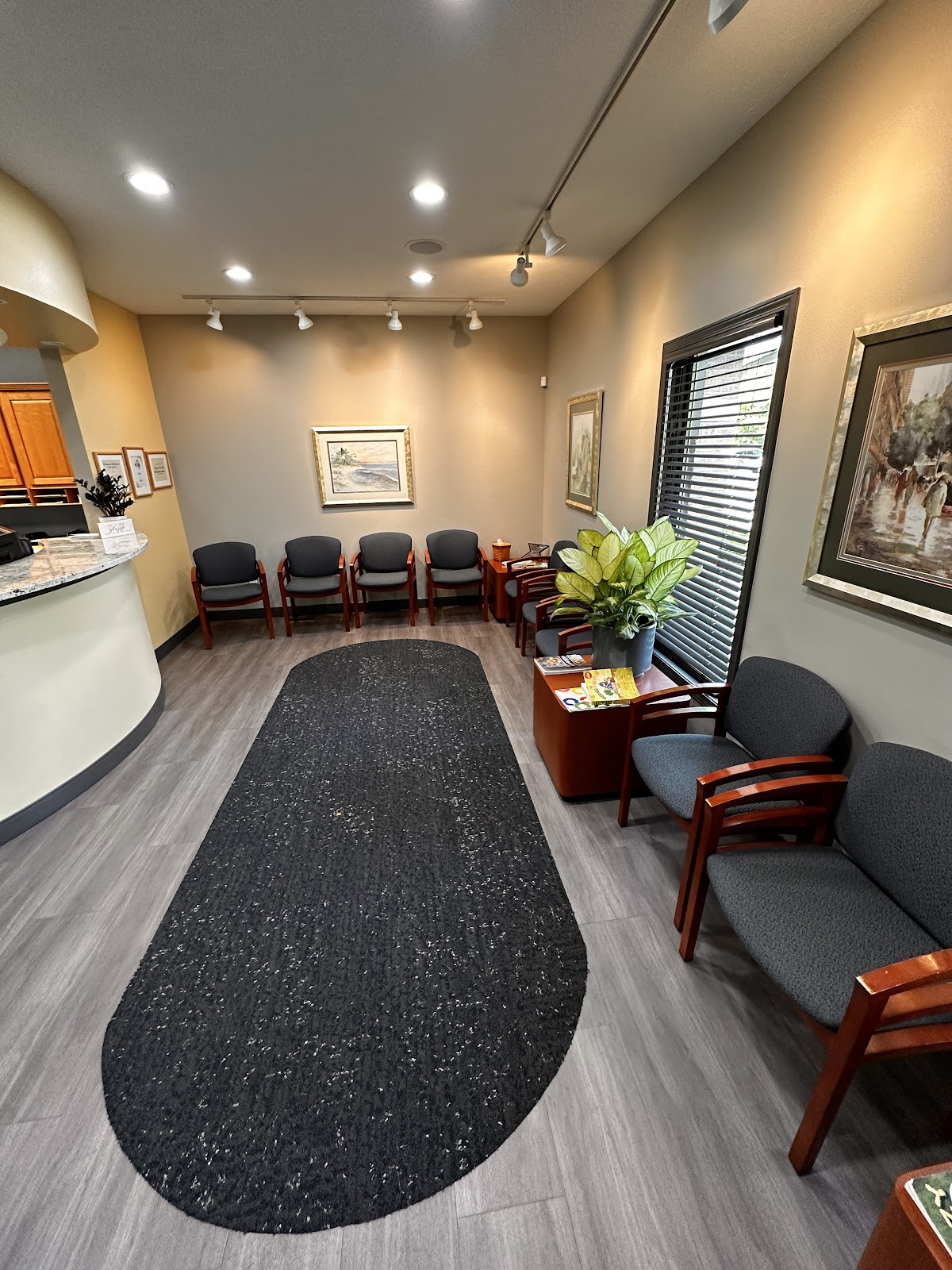 Columbus Periodontics and Implants photo 6