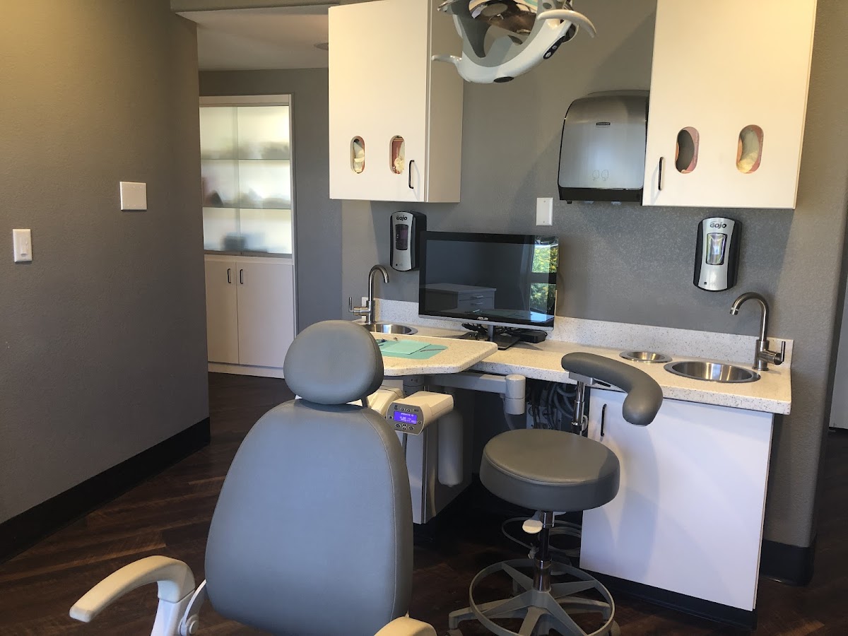 Havasu Dental Center - Dr Ilan Shamos photo 3