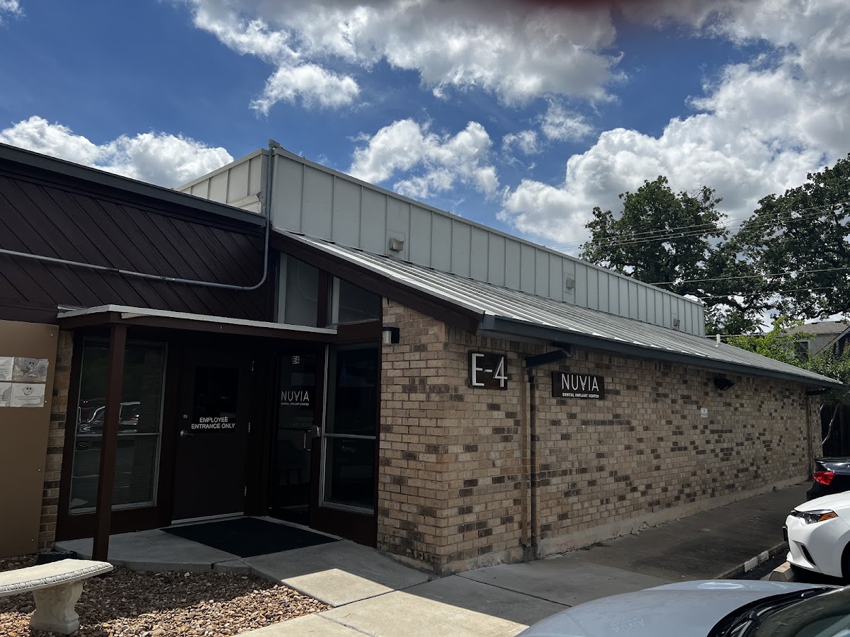 Nuvia Dental Implant Center - Austin photo 6
