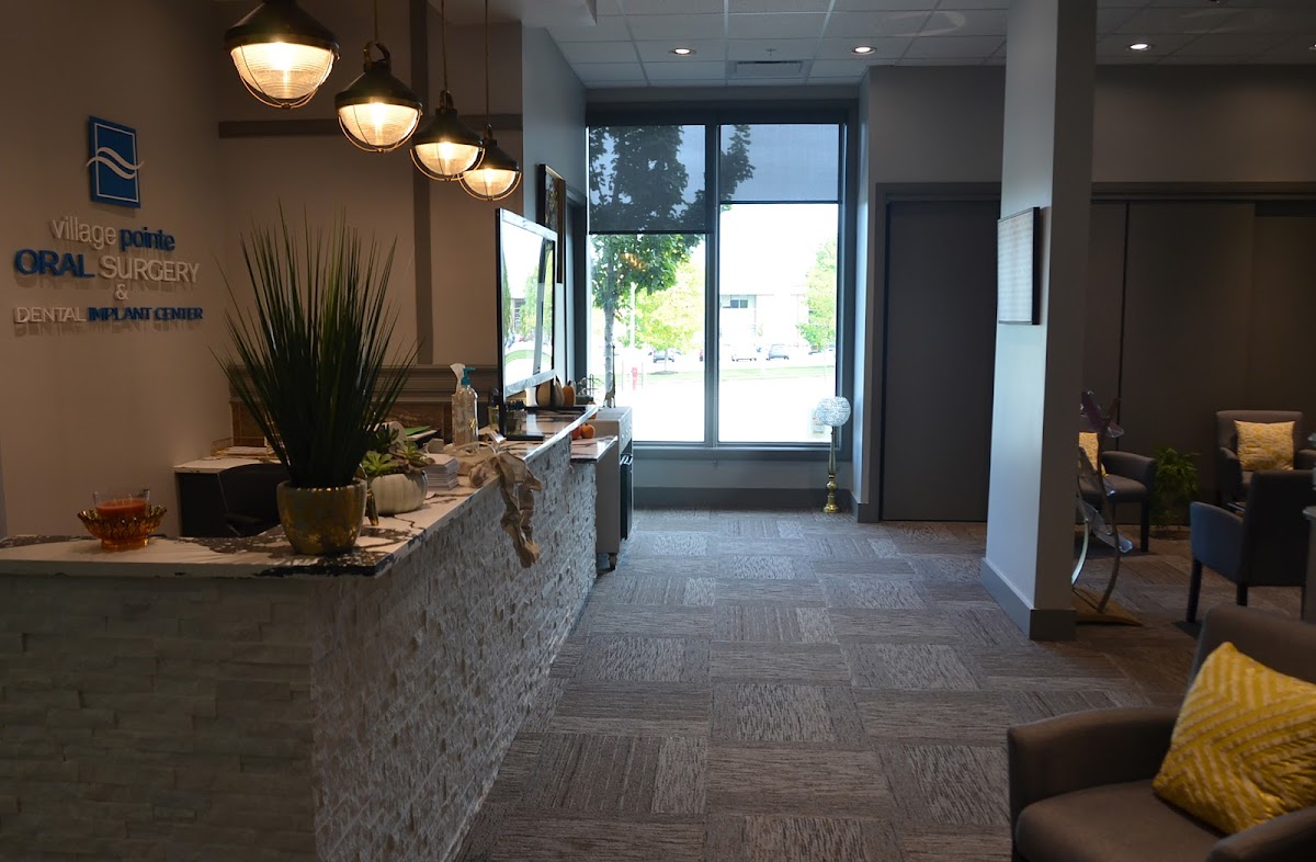 Village Pointe Oral Surgery & Dental Implants photo 2