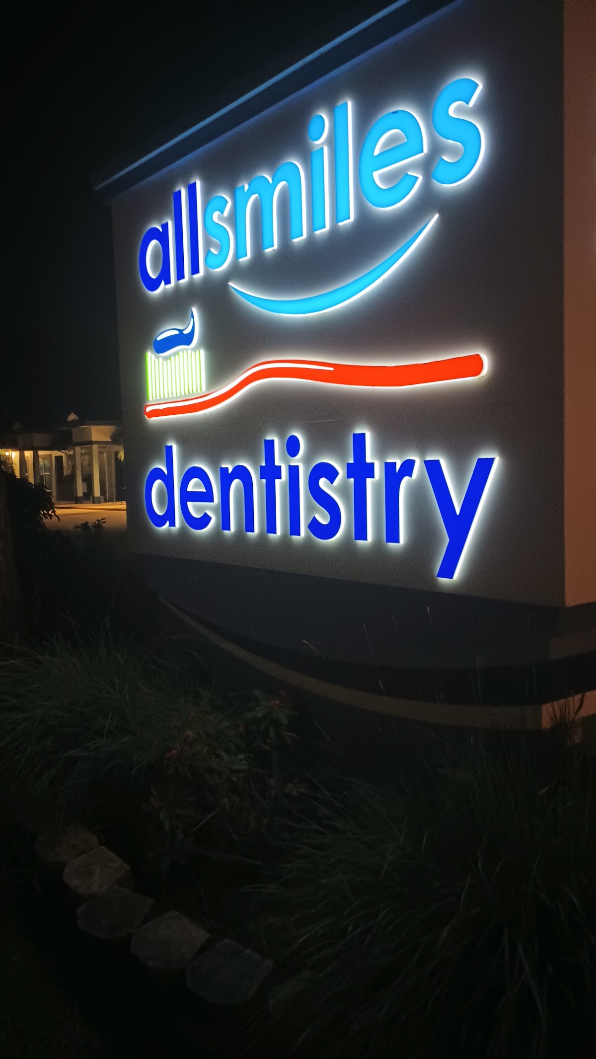 All Smiles Dentistry - Prima Vista photo 5