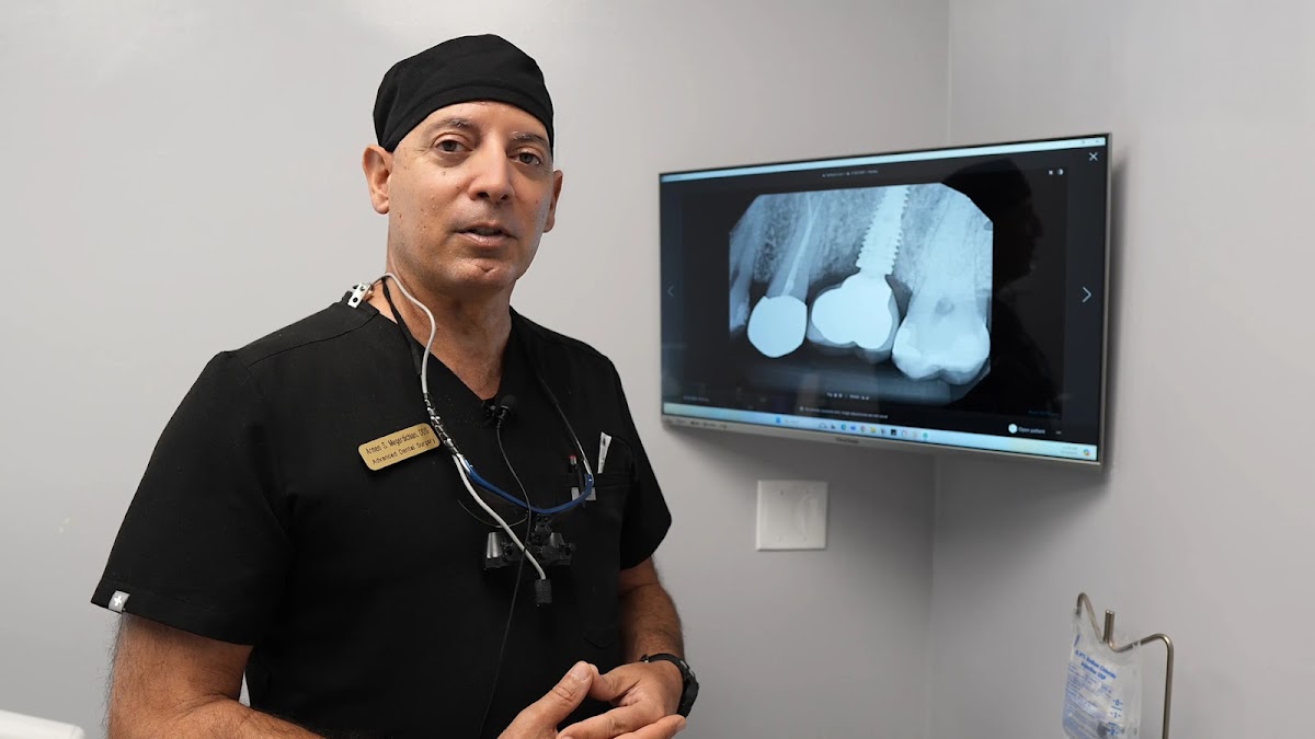 Gardena Dental Implants photo 2
