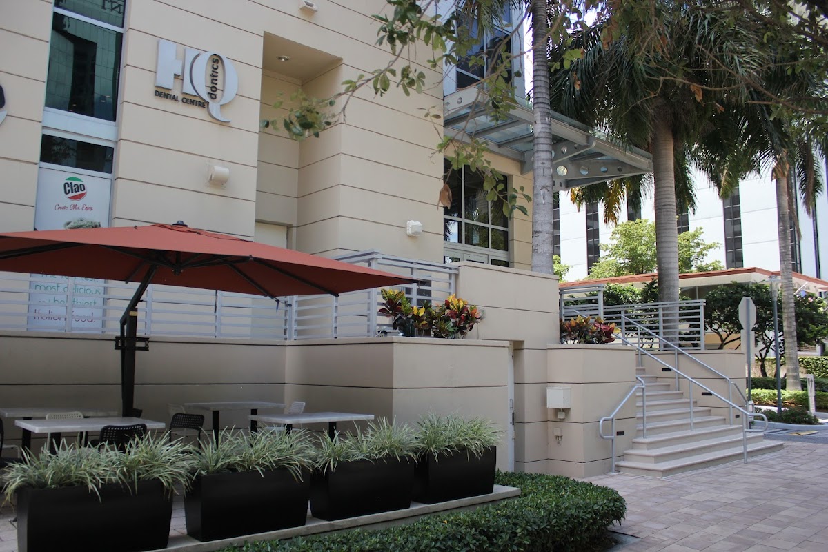 Dentists in Brickell - Hq Dontics Dental Centre photo 4