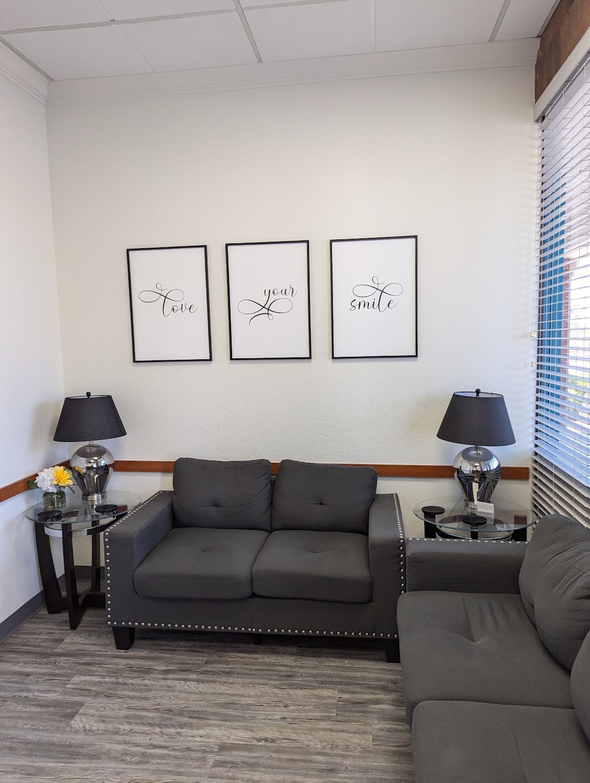 Mesa Dental Implants and Dentures photo 4