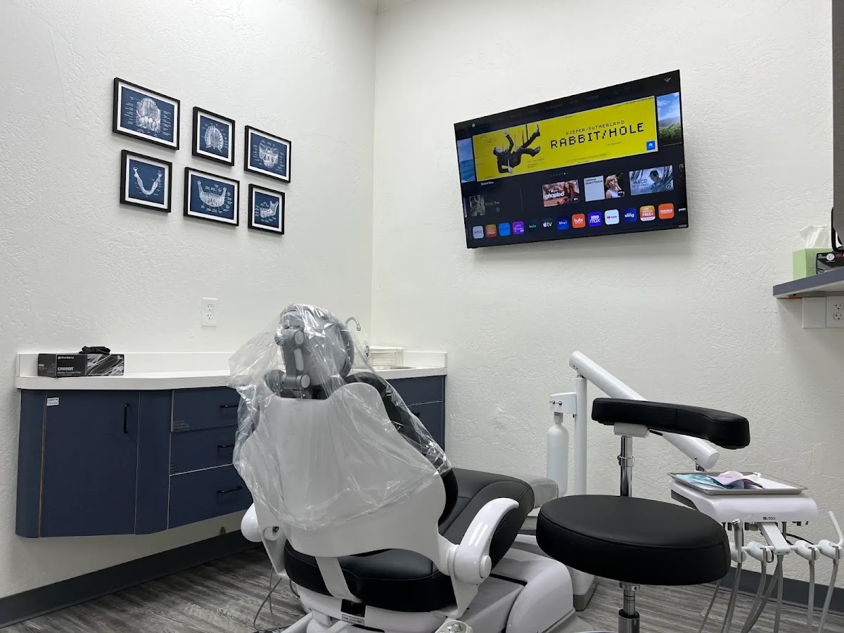 Mesa Dental Implants and Dentures photo 6