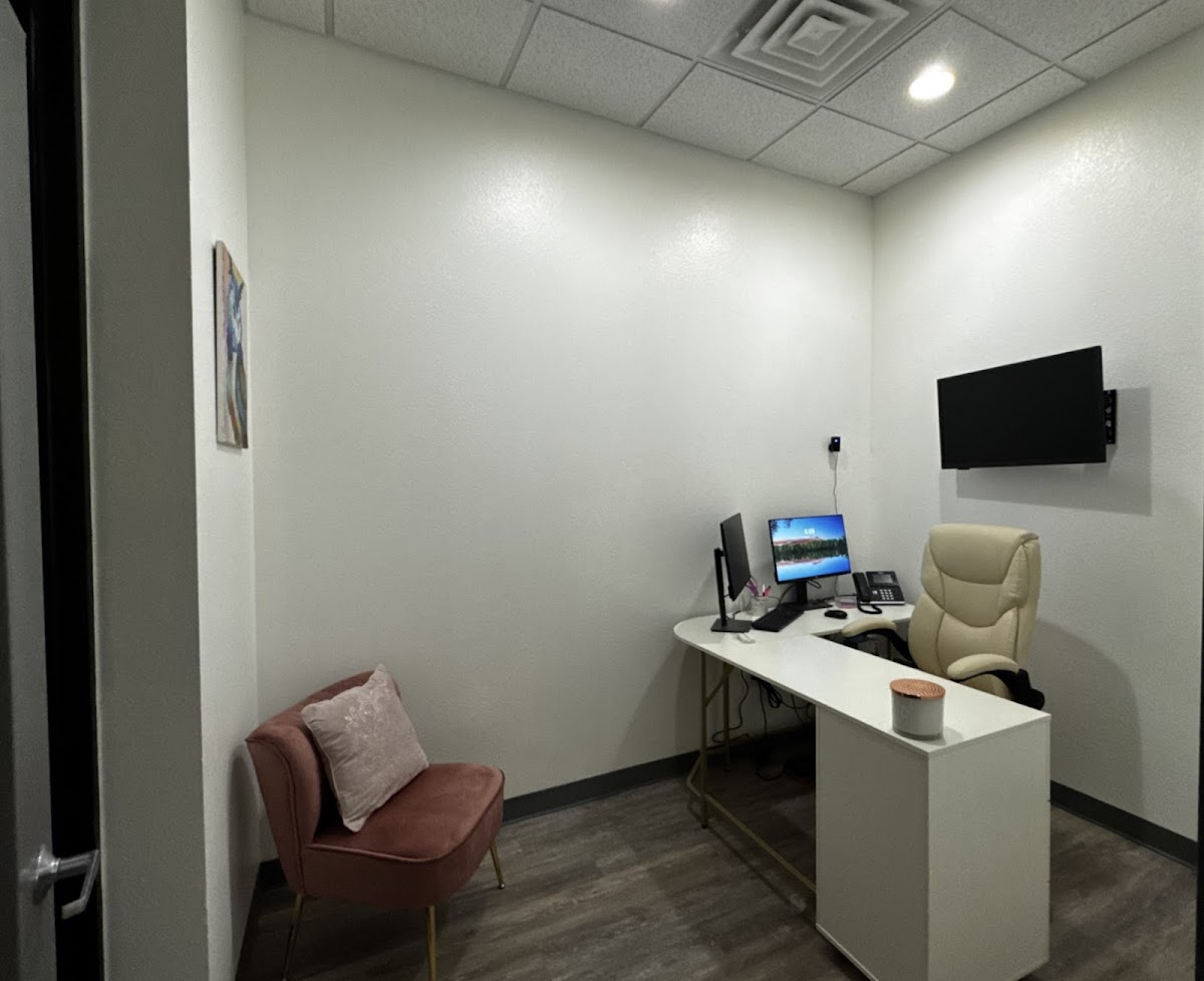 Dentist In Denton - Dentures And Dental Implant photo 6