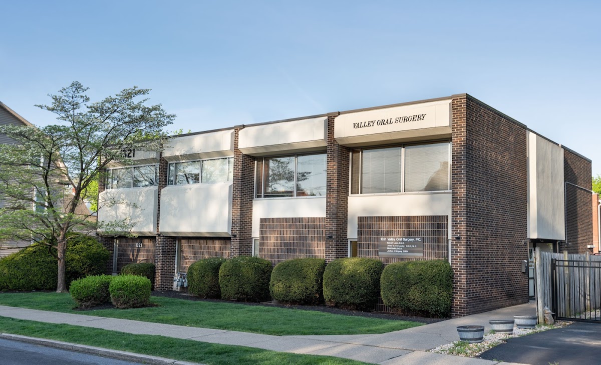 Valley Oral Surgery - Bethlehem photo 4