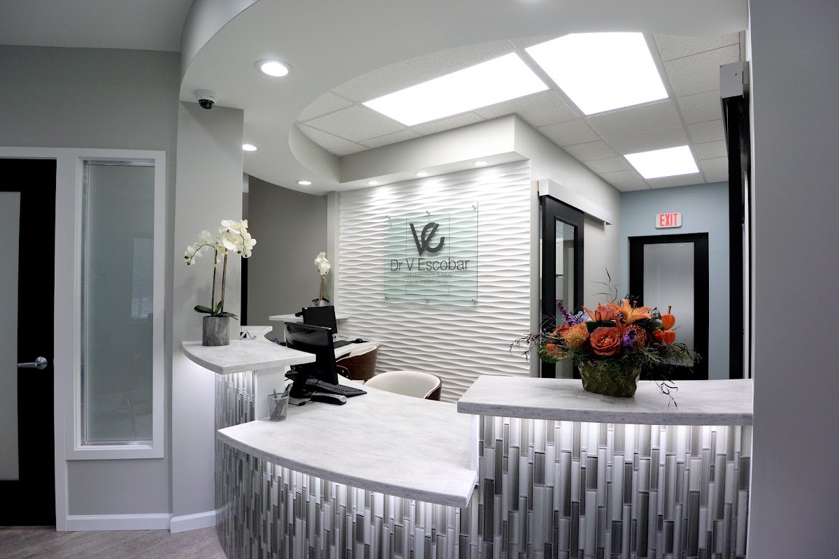 Dr. Victor Escobar Oral Maxillofacial Surgery & Dental Implant Center photo 2