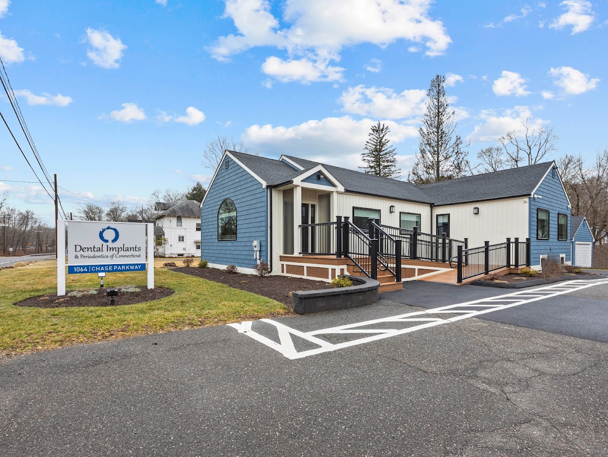 Dental Implants and Periodontics of Connecticut photo 2