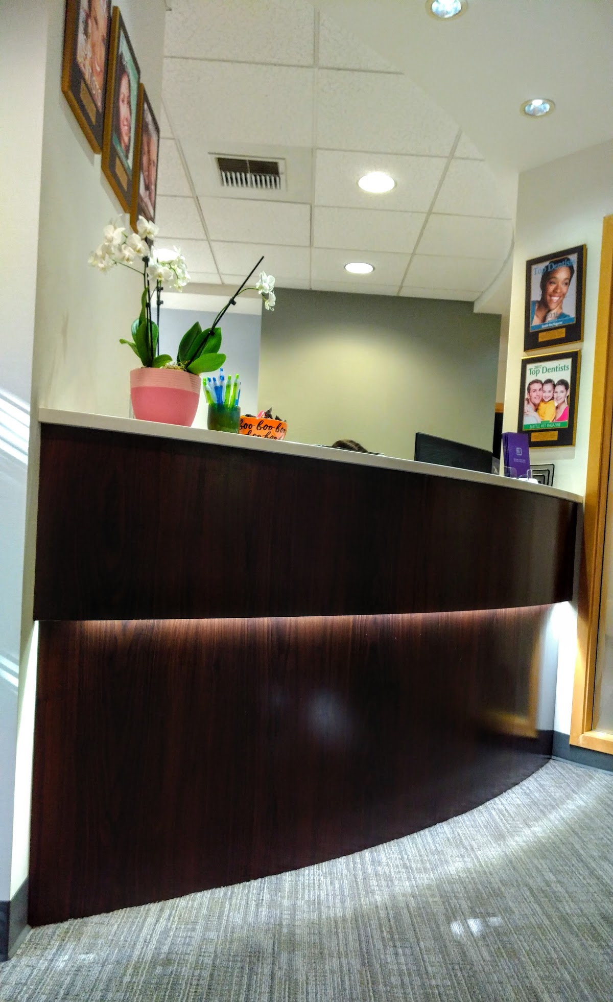 Bellevue Oral, Facial, & Implant Surgery photo 3