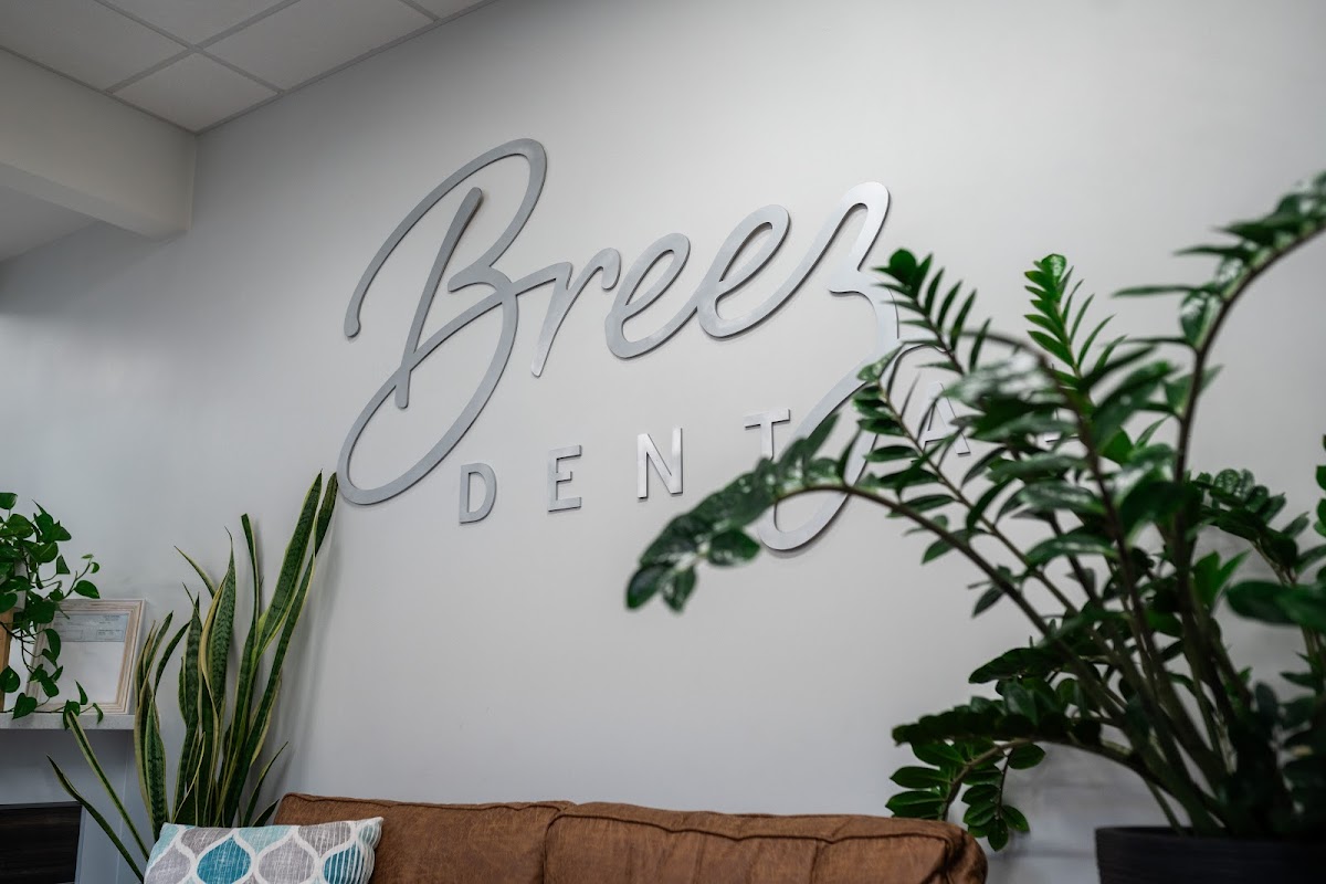 Breez Dental of Surprise photo 4