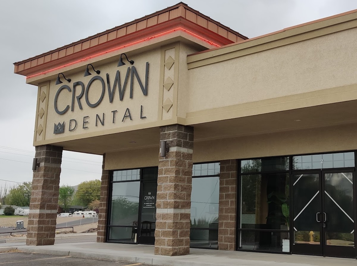 Crown Dental photo 5