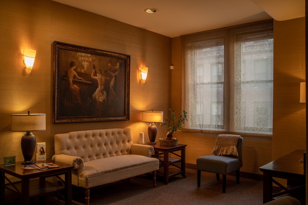 Walnut Street Smiles - Philadelphia Dentist photo 1