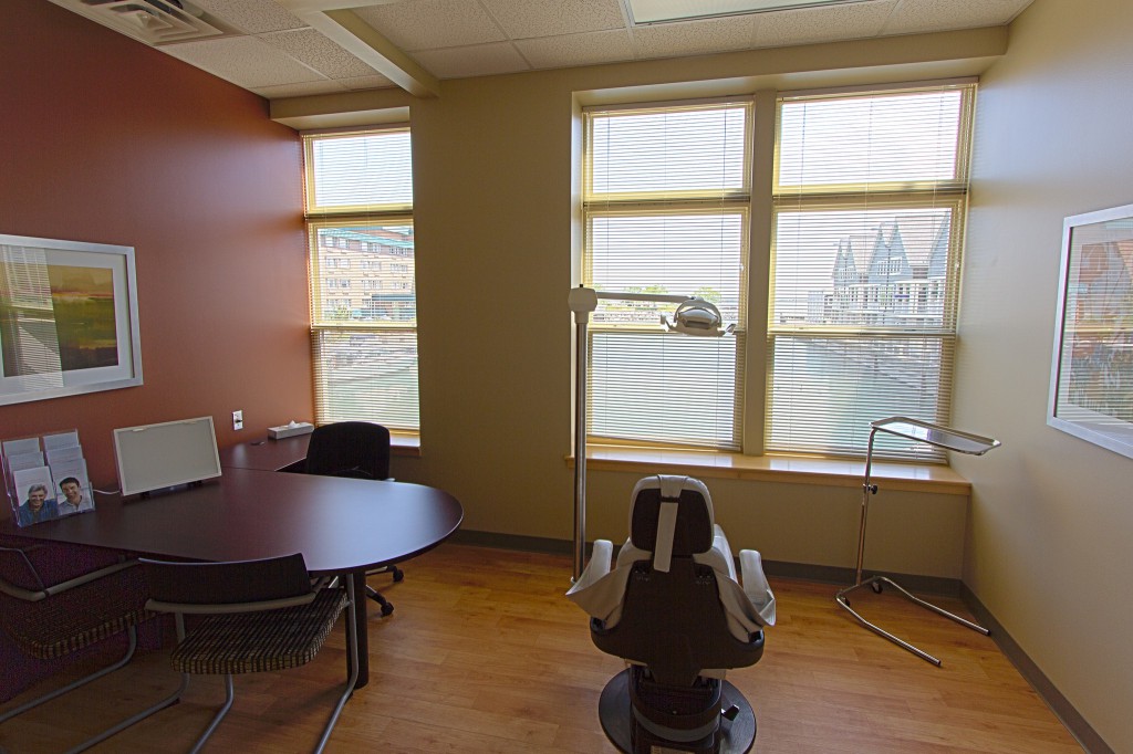 Milwaukee Oral Surgery & Implants, Ltd photo 2