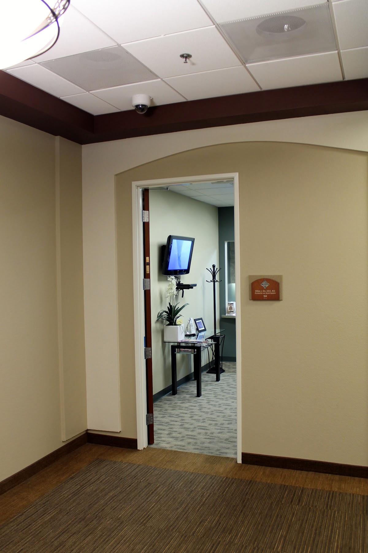 William J. Cho, DDS, Ms - Periodontist photo 2