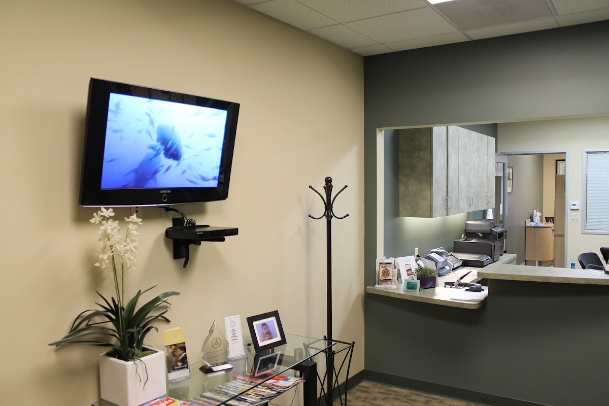William J. Cho, DDS, Ms - Periodontist photo 4