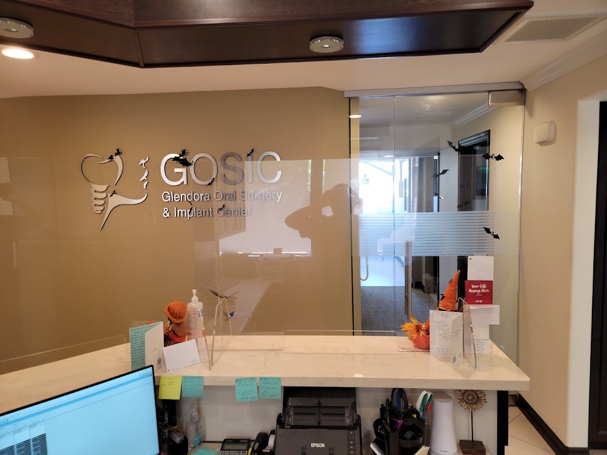 Glendora Oral Surgery & Implant Center photo 2