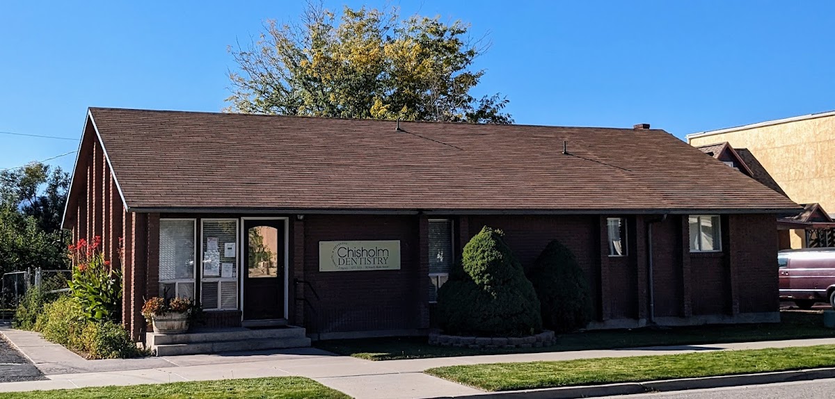 Chisholm Dentistry photo 1