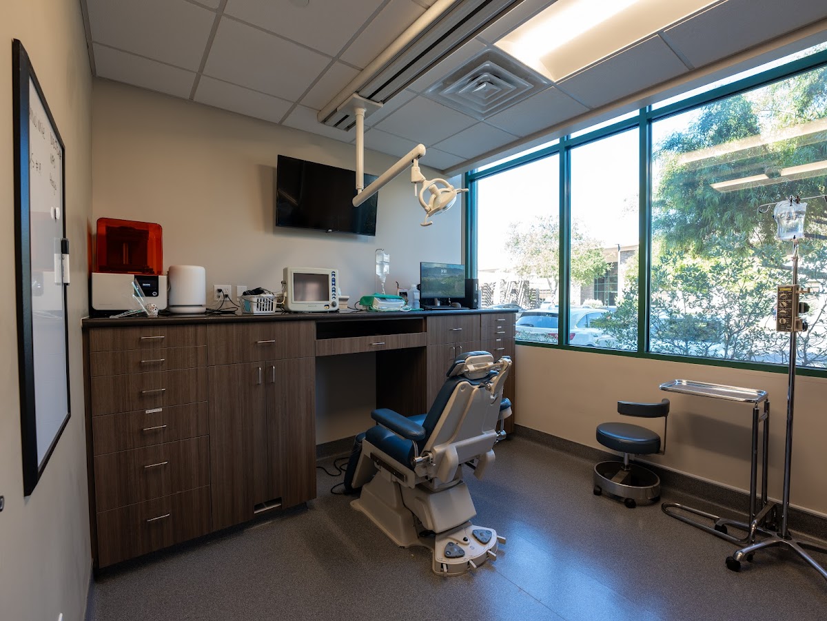 Agoura Hills Oral Surgery photo 3