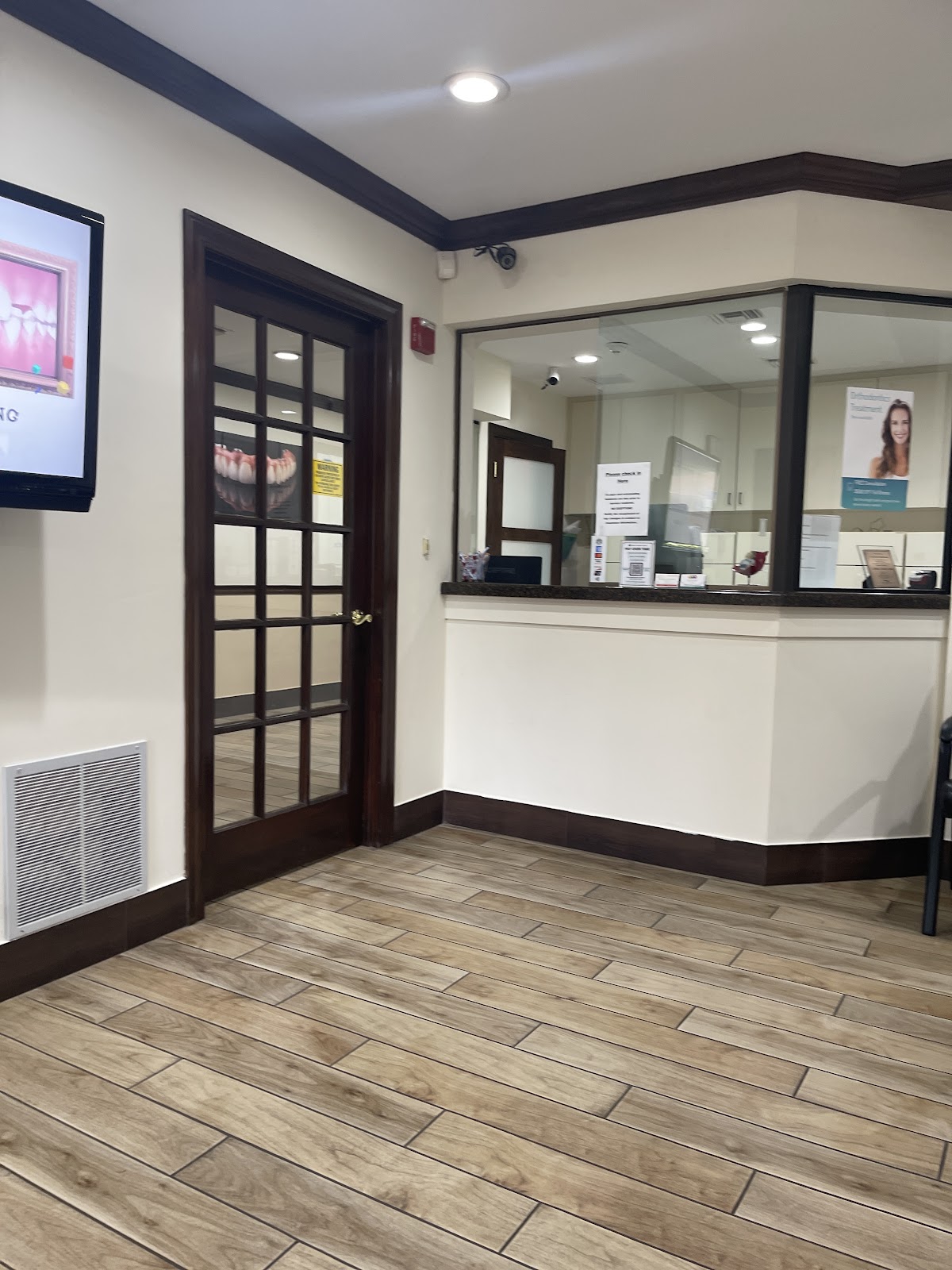 Coral Dental and Denture PA photo 2