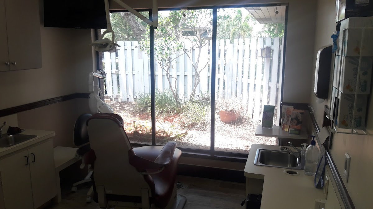 Coral Dental and Denture PA photo 6