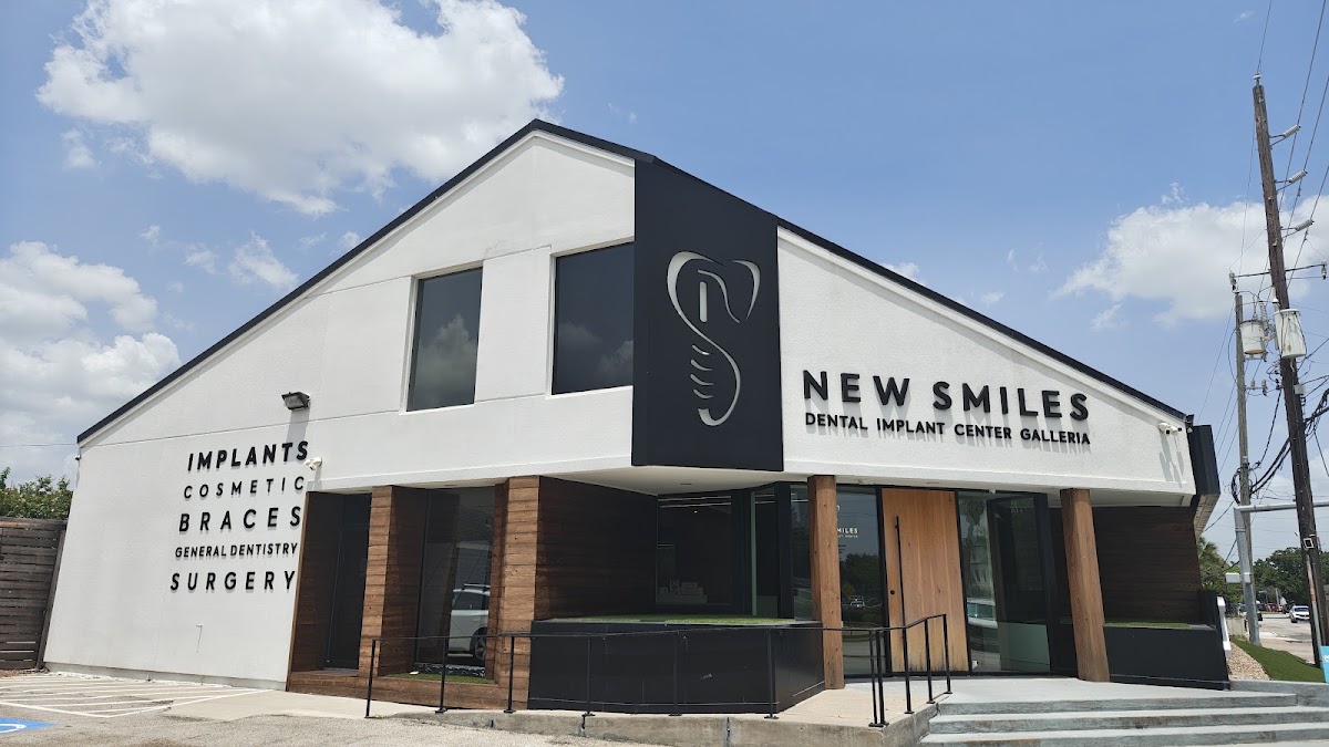 New Smiles Dental Implant Center photo 1