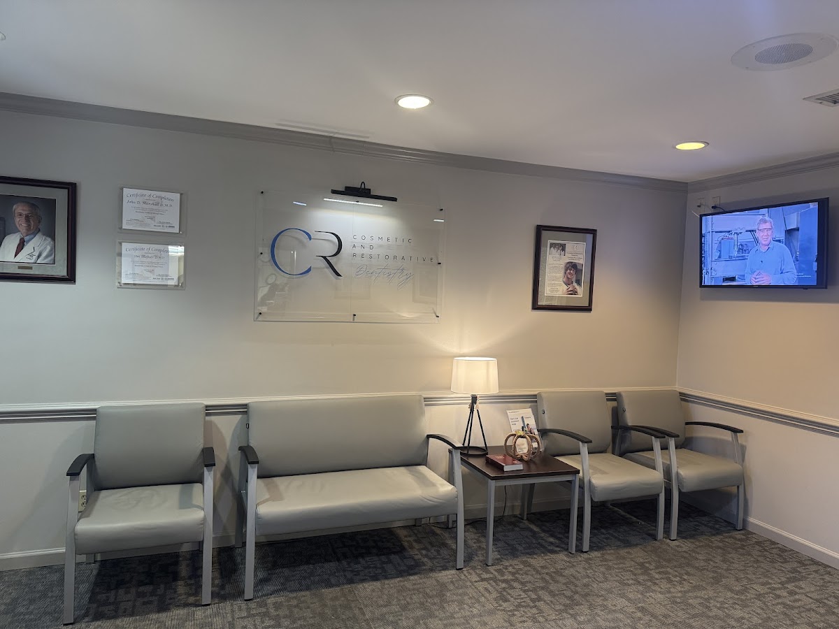 Center for Cosmetic & Restorative Dentistry photo 2