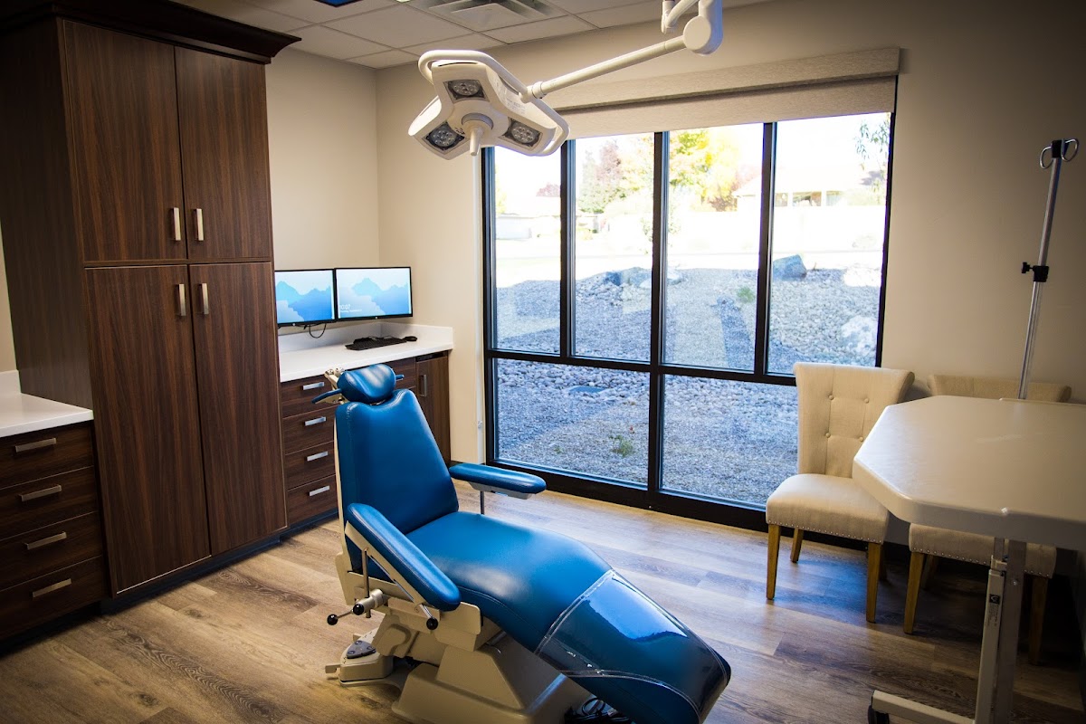 Oral & Facial Institute, Dental Implant Specialists photo 6