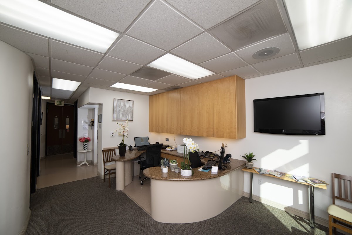 Seal Beach Dental Implants And Periodontics photo 2