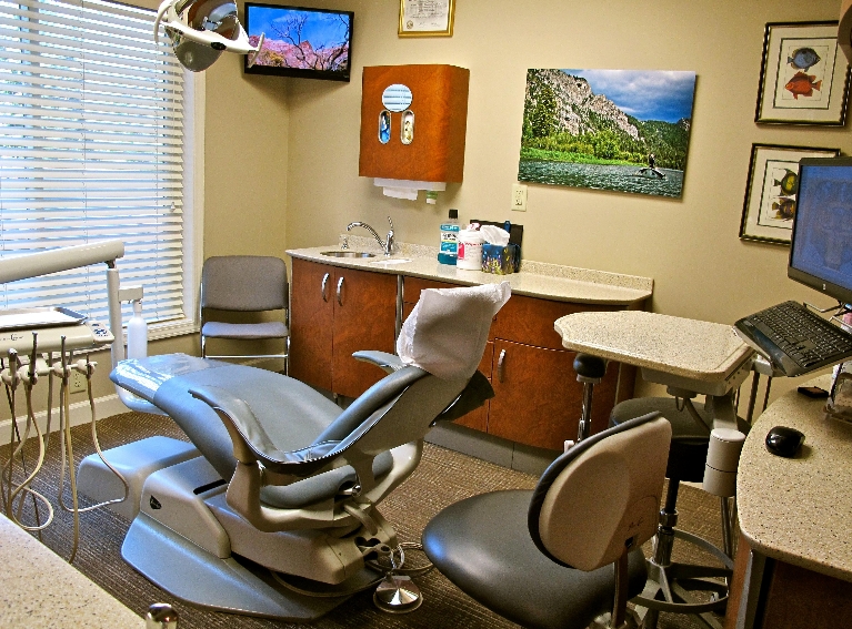 Edwards Family Dentistry photo 2