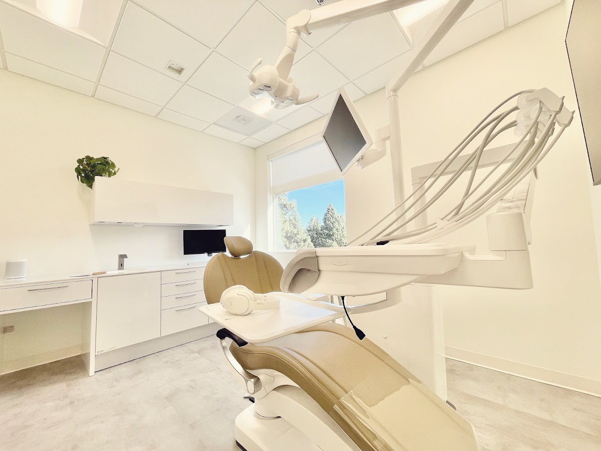 Bend Prosthodontics photo 2