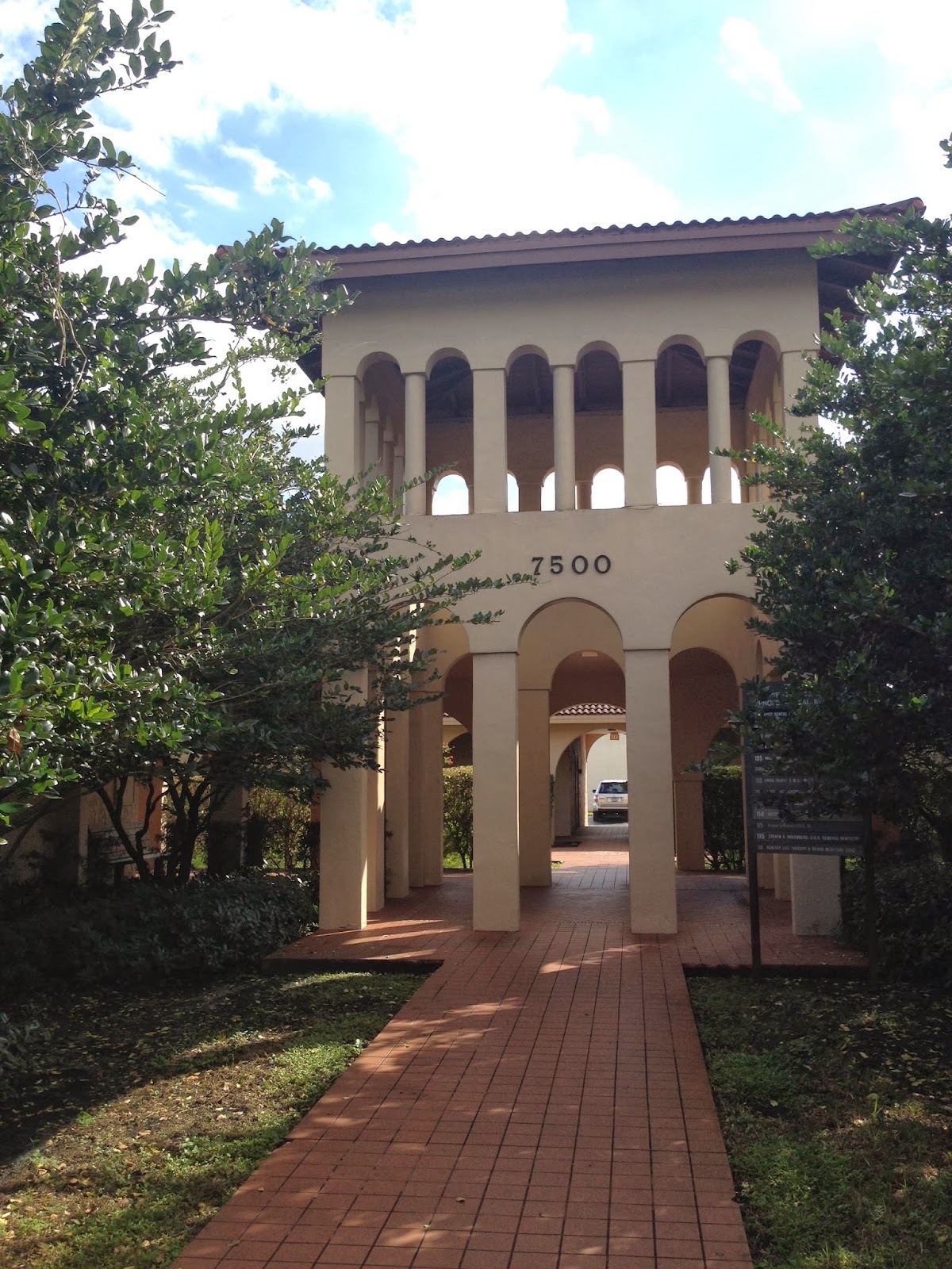Plantation Oral Surgery and Dental Implants photo 2