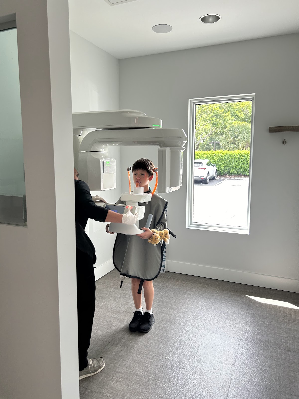 Plantation Oral Surgery and Dental Implants photo 5