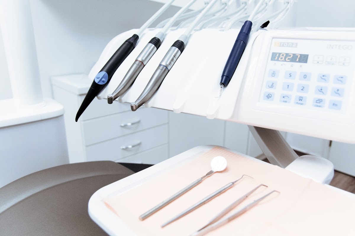 Zarikta Dental photo 2