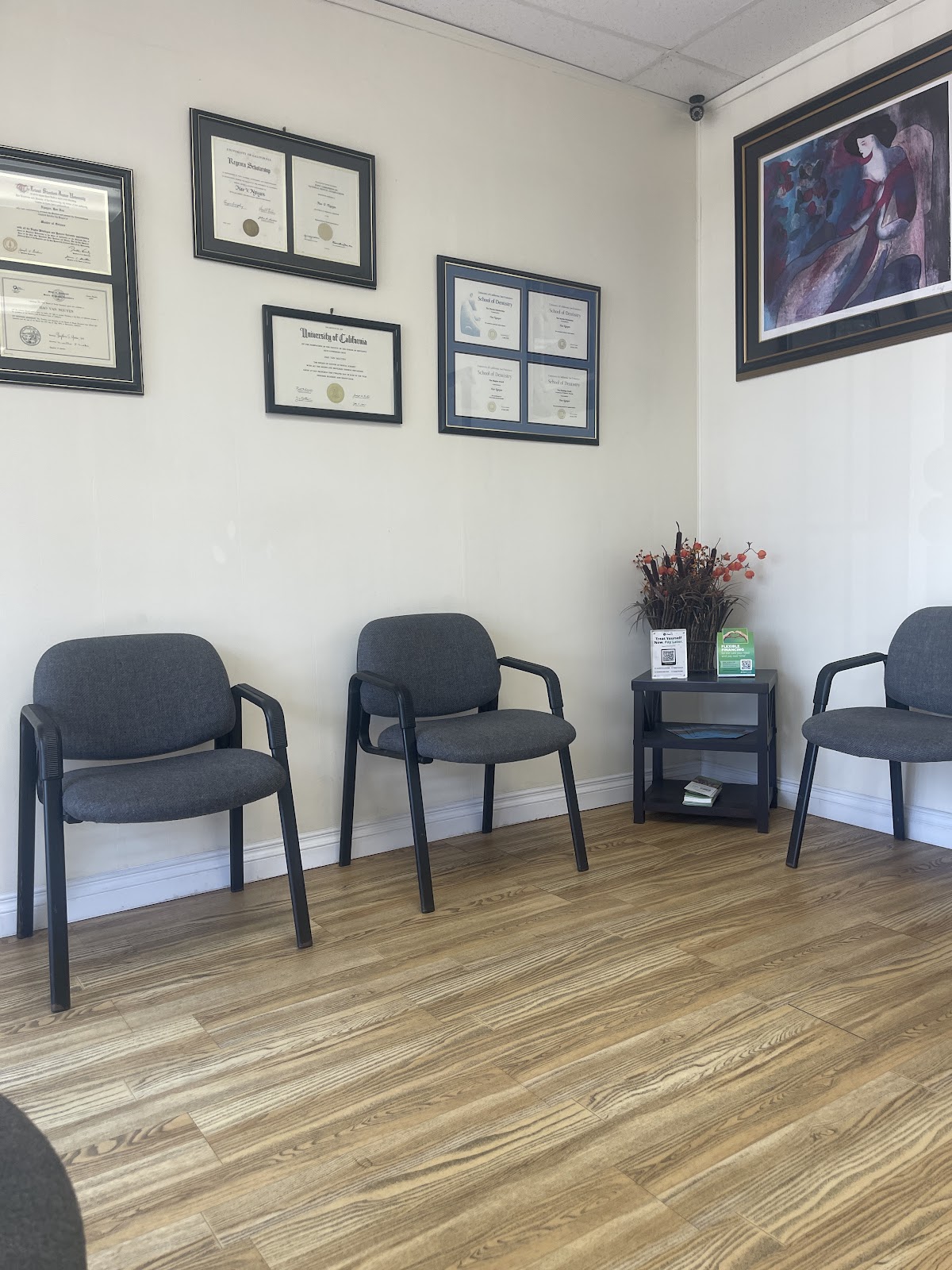 Howard Nguyen, Dds photo 3
