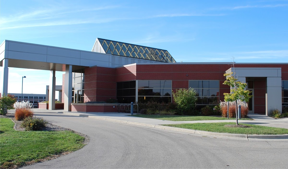 Center for Oral Maxillofacial Surgery and Dental Implants photo 2
