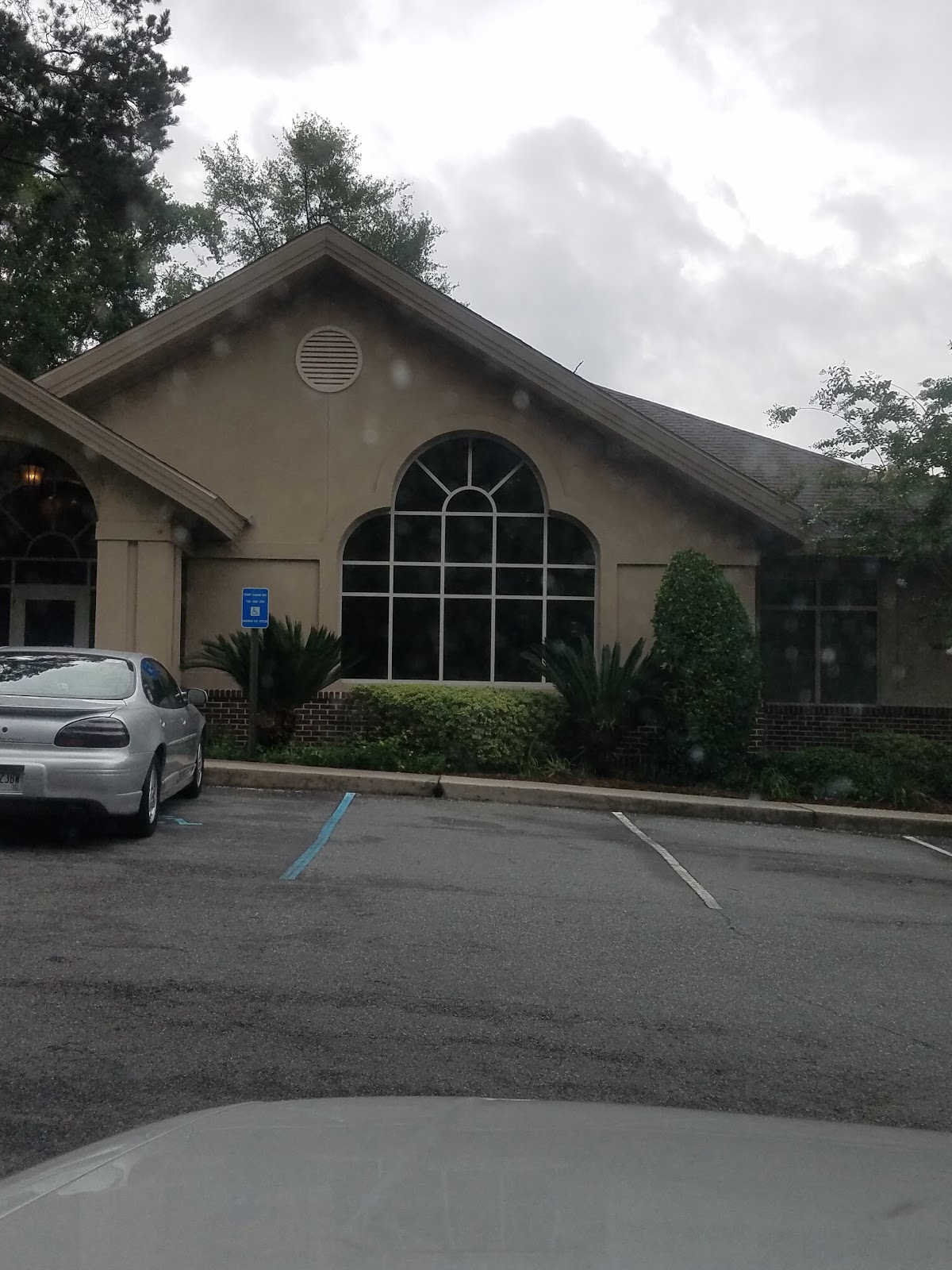 Dr. Fernando Alvarado, DDS photo 2