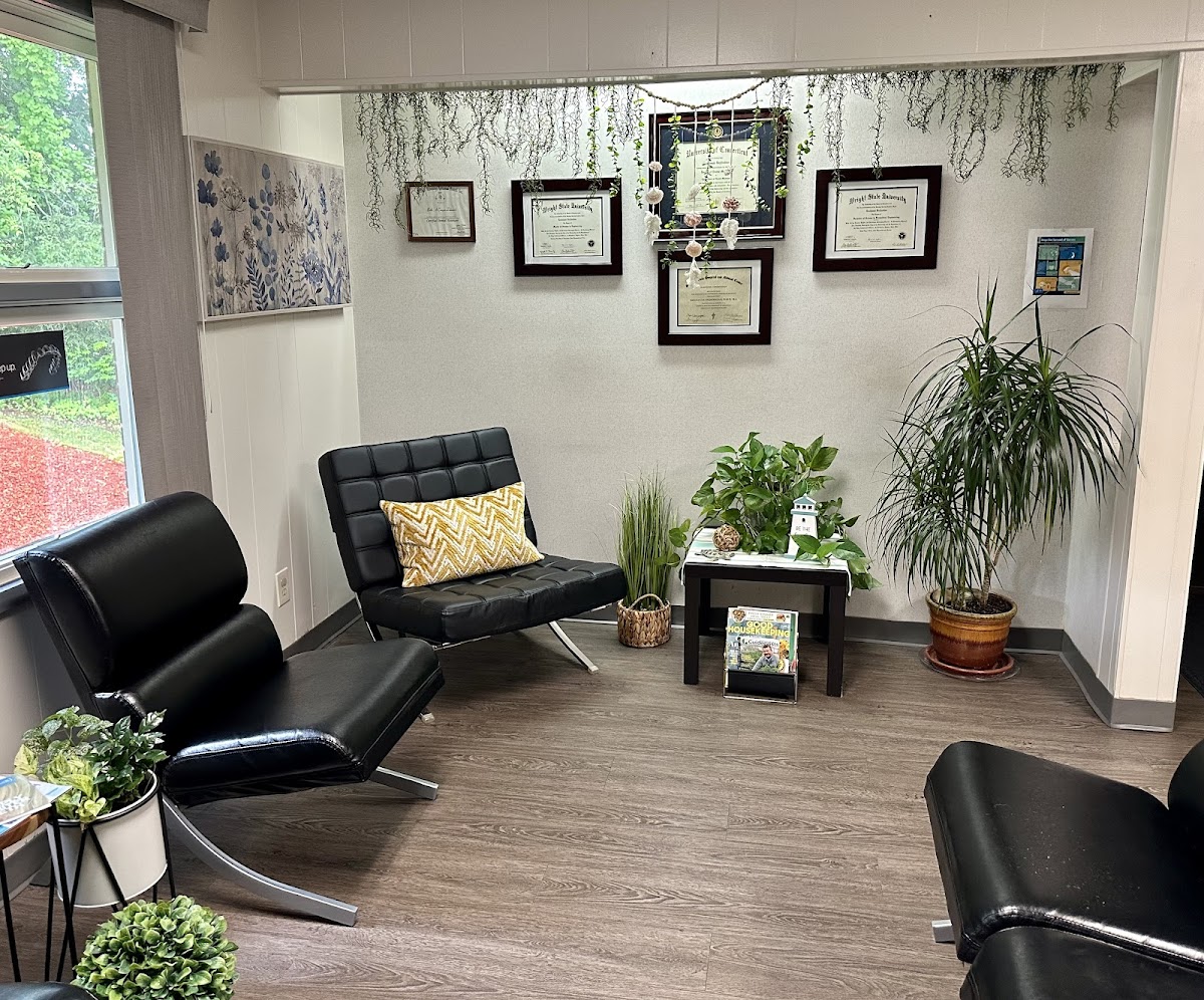 Chase Parkway Dental: Dr. Roshanak Rose Dezfoolian photo 1