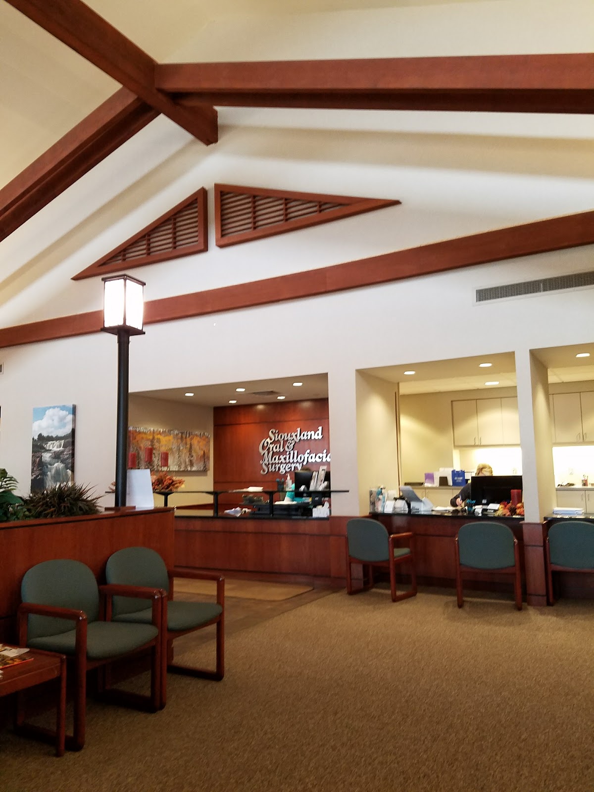 Siouxland Oral & Maxillofacial Surgery photo 1