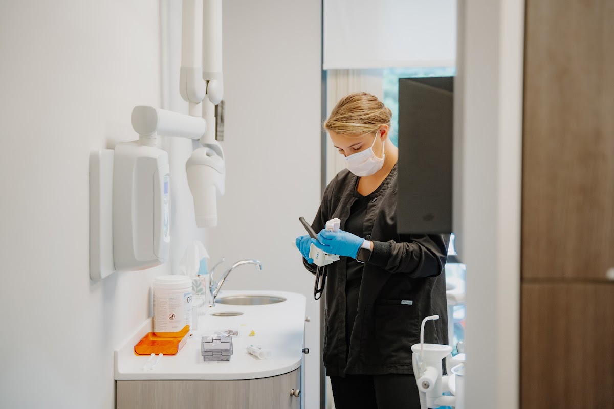 Pinewood Dentistry and Implants Sandy Springs photo 3