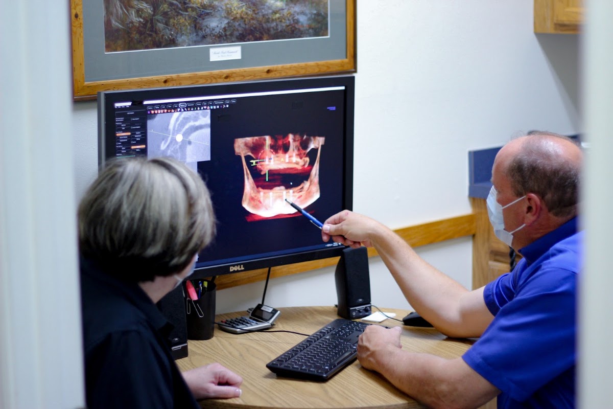 Heartland Endodontics and Periodontics photo 5