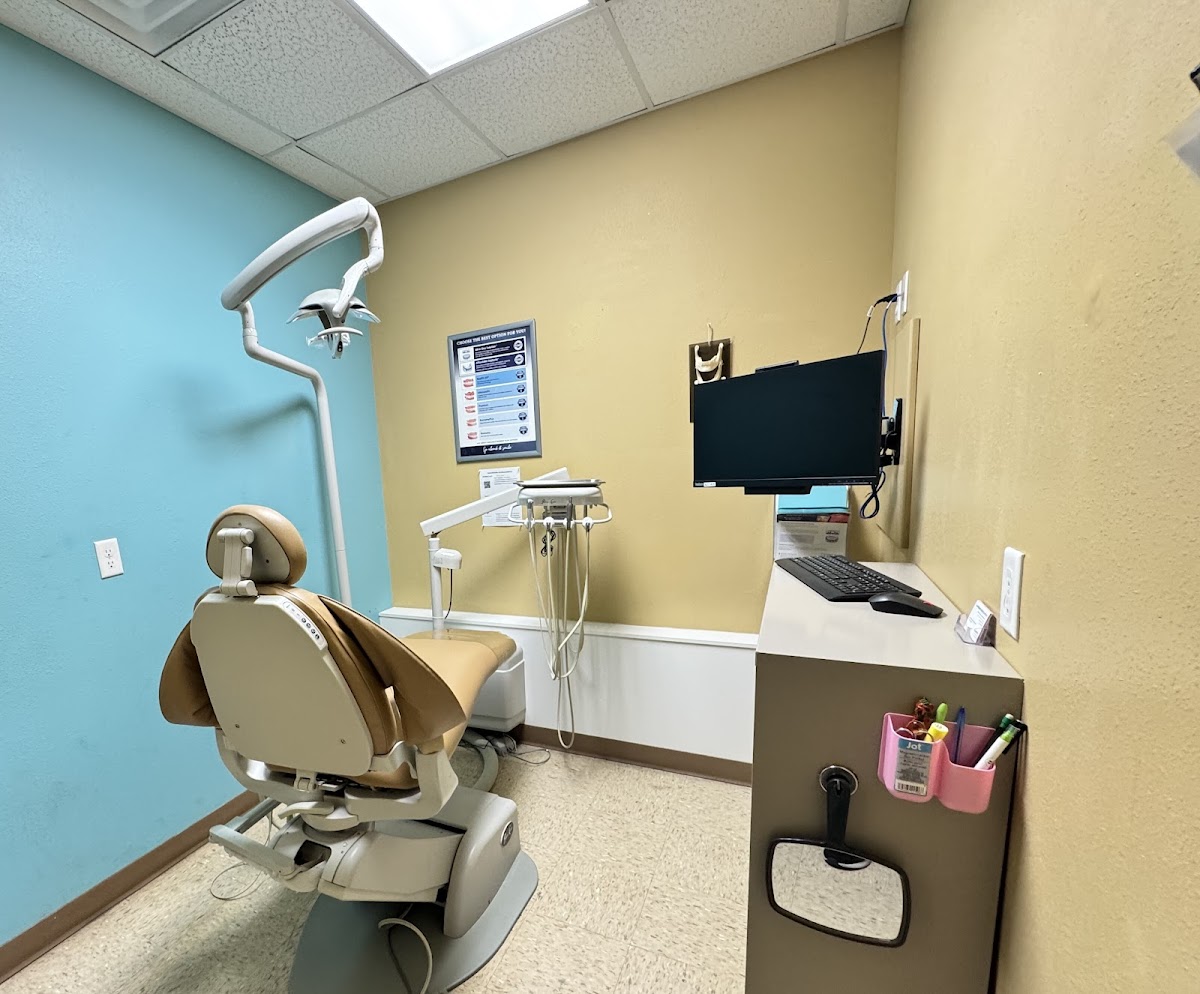 Affordable Dentures & Implants - Milwaukee photo 3