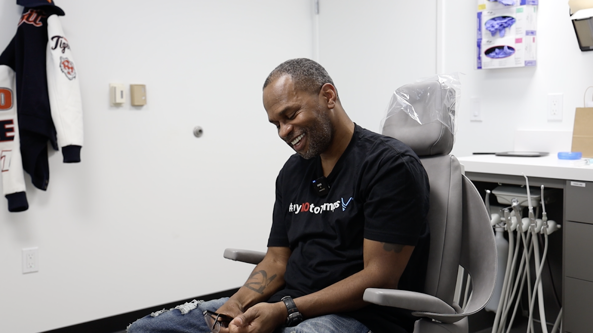 Nuvia Dental Implant Center - Detroit photo 4