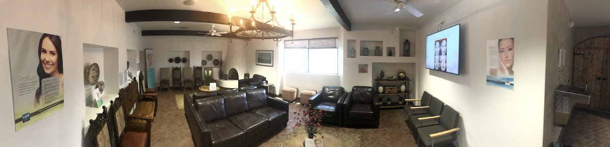 Sandia Oral Surgery and Dental Implant Center: D. Eric Tuggle, D.D.S photo 5